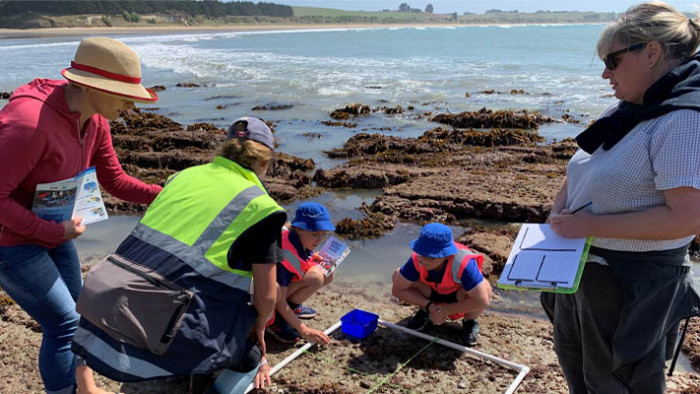 Seashore Monitoring for Marine Pests – A Citizen Science Approach